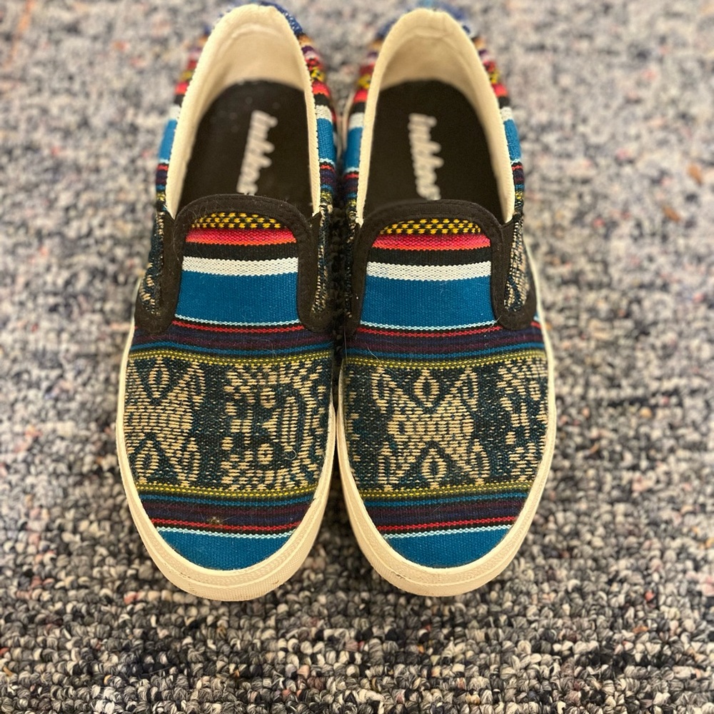 Inkkas slip on sneakers